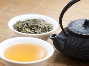 چای سبز در رژیم غذایی آکنه